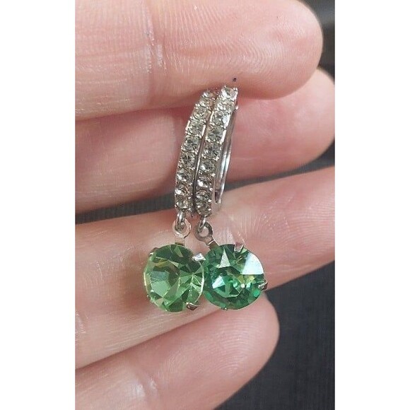 Uranium glass silvertone adjustable ring and huggie hoop earrings - Picture 5 of 12